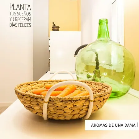 Oleholidays Aromas De Una Dama Marbella